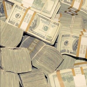 Meet your Posher, Devin